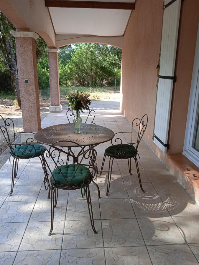 Chez Marie Bed & Breakfast Régusse Dış mekan fotoğraf