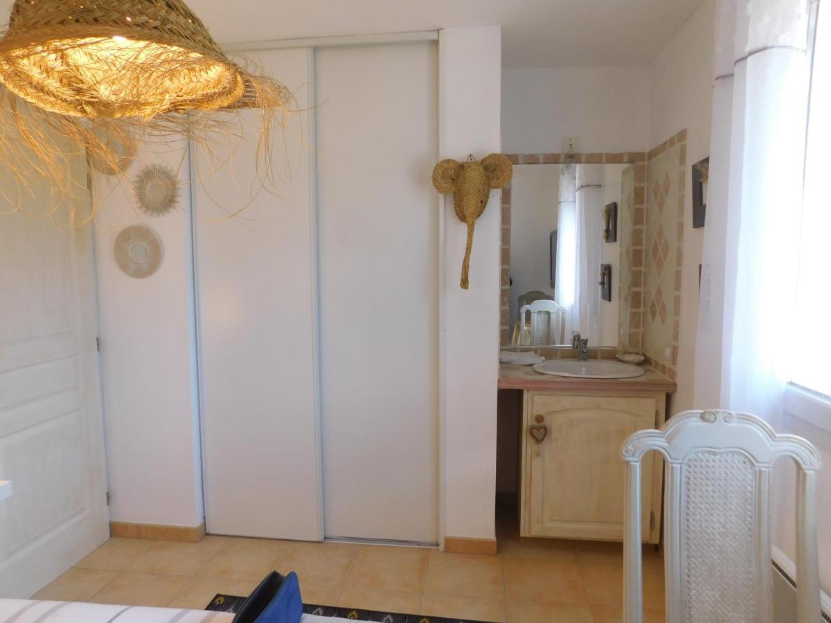 Chez Marie Bed & Breakfast Régusse Dış mekan fotoğraf