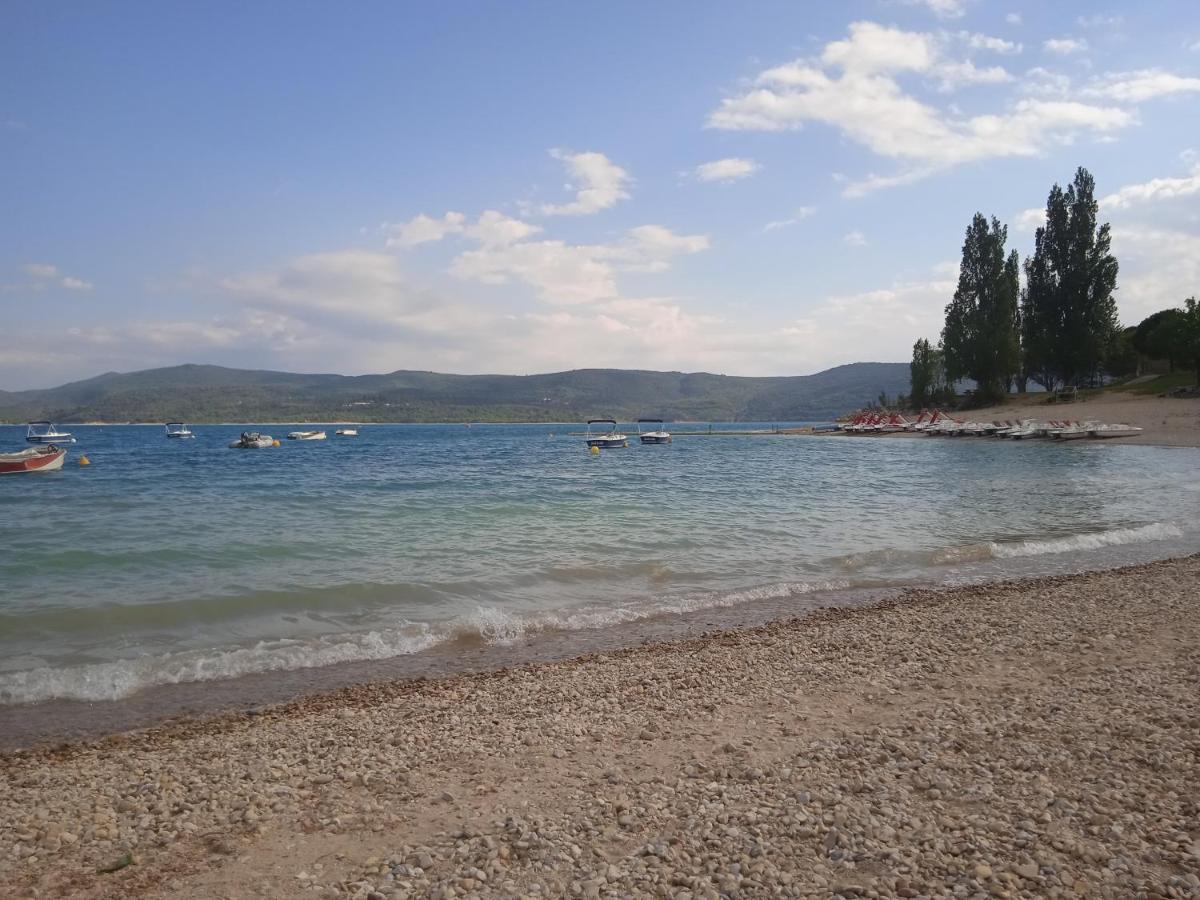 Chez Marie Bed & Breakfast Régusse Dış mekan fotoğraf