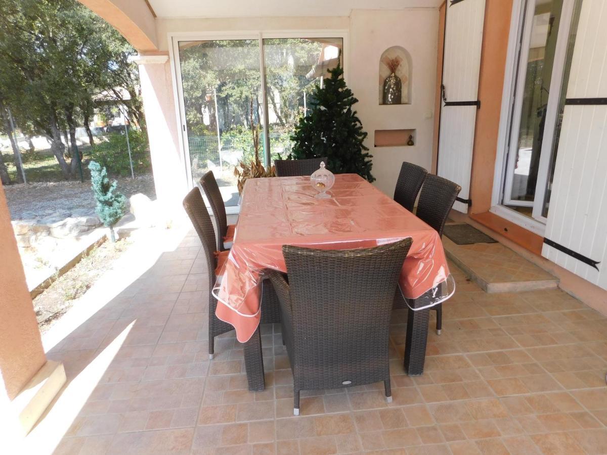 Chez Marie Bed & Breakfast Régusse Dış mekan fotoğraf