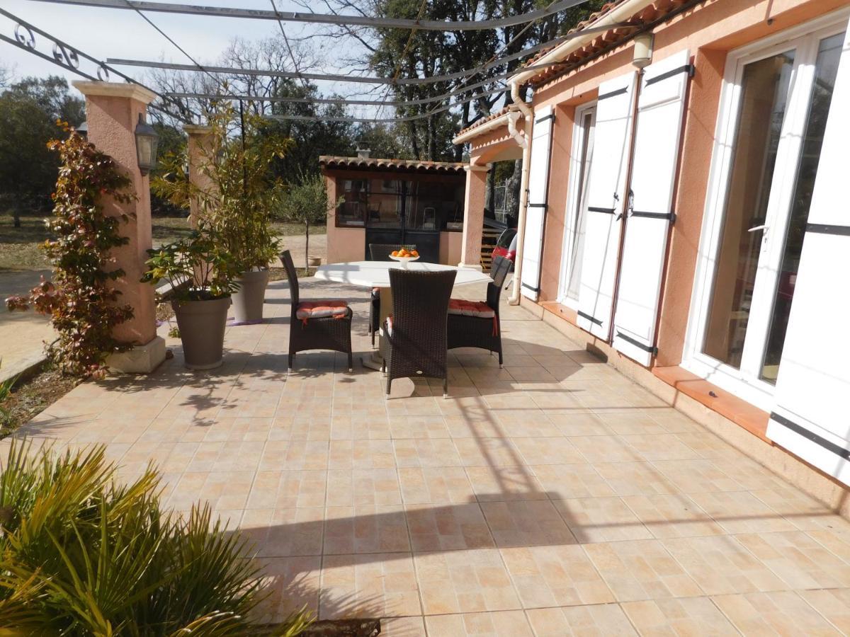 Chez Marie Bed & Breakfast Régusse Dış mekan fotoğraf